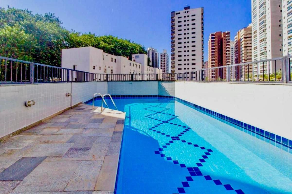 Apto Com Piscina 2 Quadras Da Praia غوارويا المظهر الخارجي الصورة