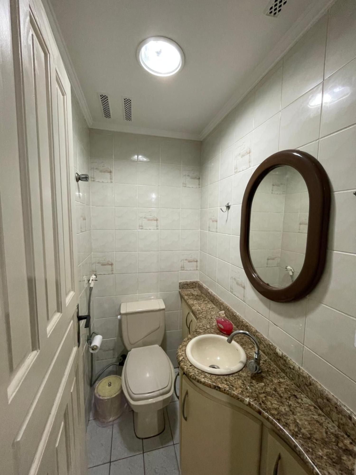 Apto Com Piscina 2 Quadras Da Praia غوارويا المظهر الخارجي الصورة